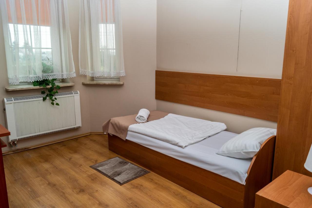 Dworek Zacisze Września Dış mekan fotoğraf